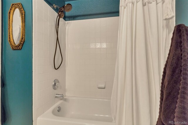 11384 Oakland Dr, Commerce City, CO 80640 - full bathroom featuring shower / bathtub combination with curtain