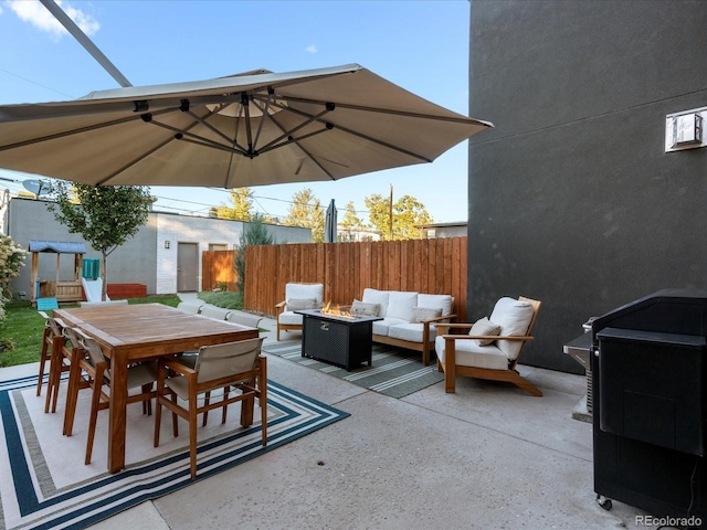 view of patio / terrace with outdoor lounge area