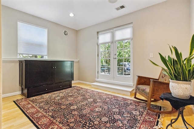 901 S Leyden St, Denver, CO 80224 - sitting room with wood finished floors and recessed lighting