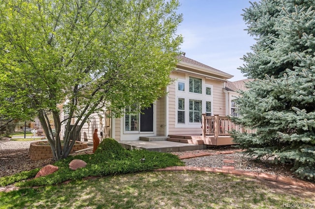 1844 S Jay Way, Lakewood, CO 80232 - back of property featuring a wooden deck