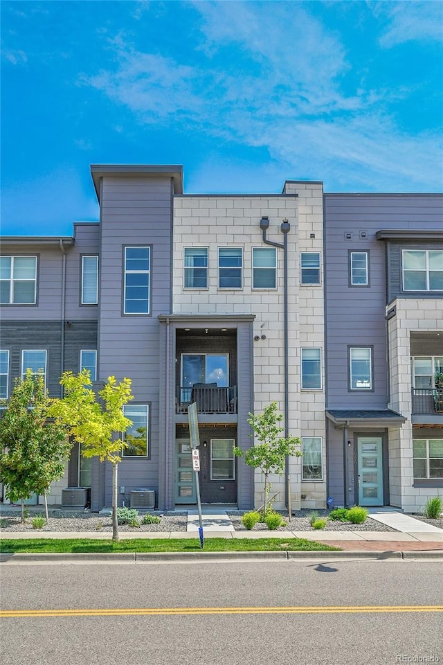 1575 W 68th Ave, Denver, CO 80221 - view of property