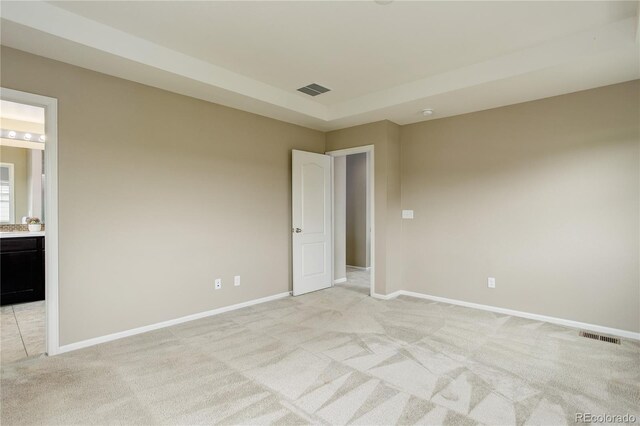 5546 Echo Hollow St, Castle Rock, CO 80104 - unfurnished bedroom with light colored carpet, baseboards, and ensuite bath