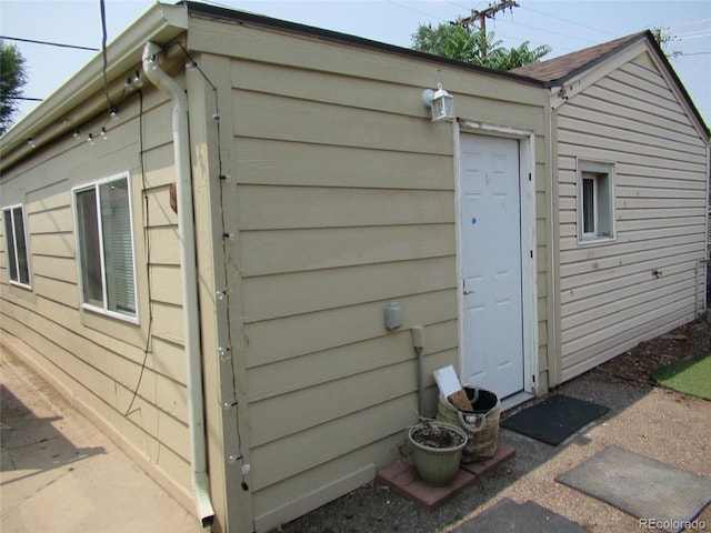 view of outbuilding