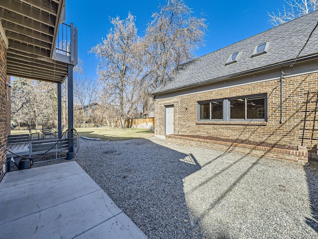 view of yard featuring a patio area