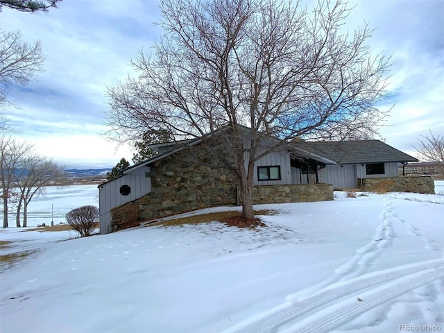 view of front of property