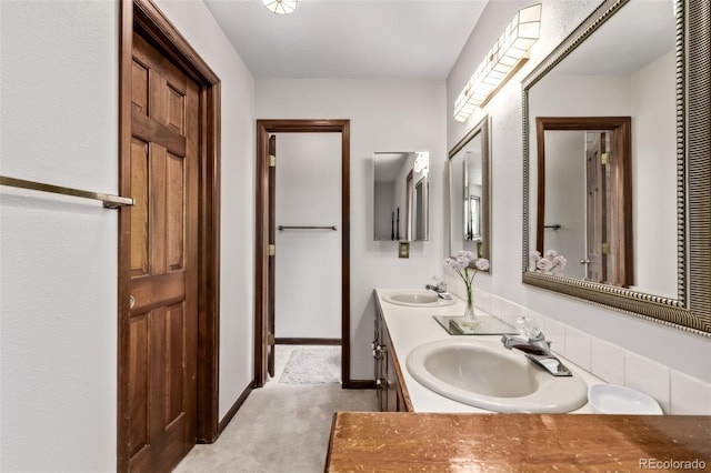 9420 Mcgill Ct, Parker, CO 80134 - full bathroom with double vanity