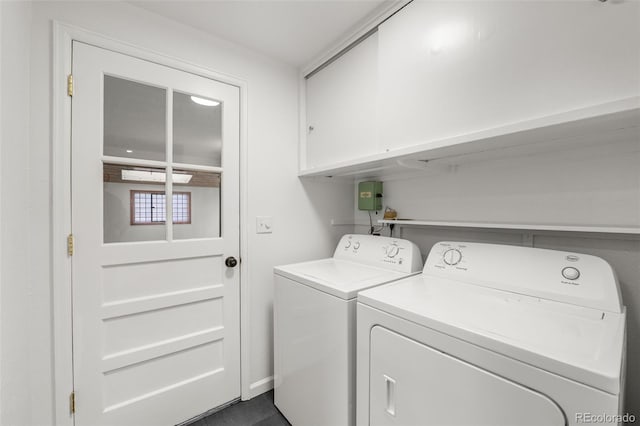 8793 E Monmouth Pl, Denver, CO 80237 - laundry area featuring washer and dryer and baseboards