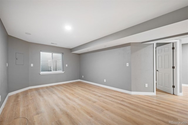 7582 Powderhorn Dr, Lone Tree, CO 80124 - unfurnished room featuring light wood-type flooring and baseboards