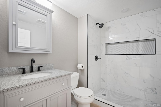 7582 Powderhorn Dr, Lone Tree, CO 80124 - full bath featuring toilet, vanity, and tiled shower