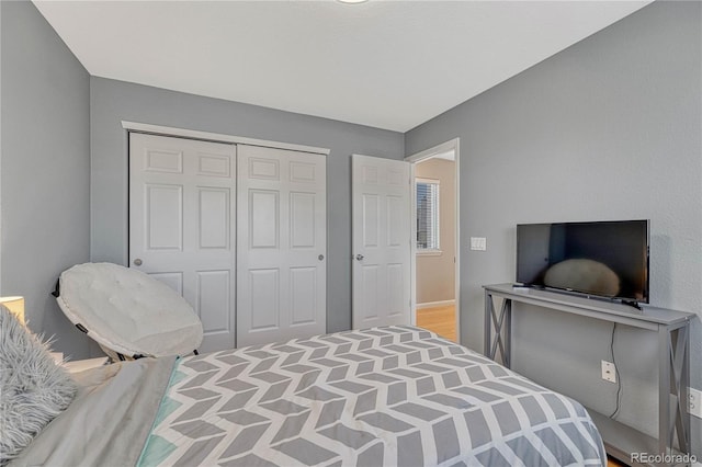 12646 S Dove Creek Way, Parker, CO 80134 - bedroom with a closet