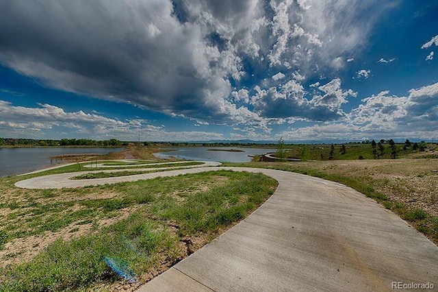 view of property's community featuring a water view