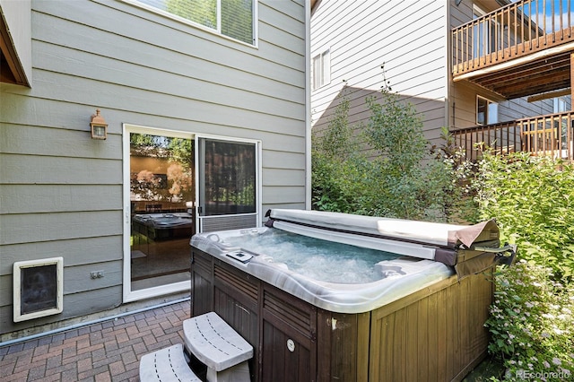 735 Poppy Pl, Highlands Ranch, CO 80129 - patio / terrace featuring a hot tub and a patio