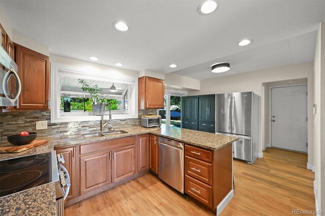 925 Daphne St, Broomfield, CO 80020 - photo 7