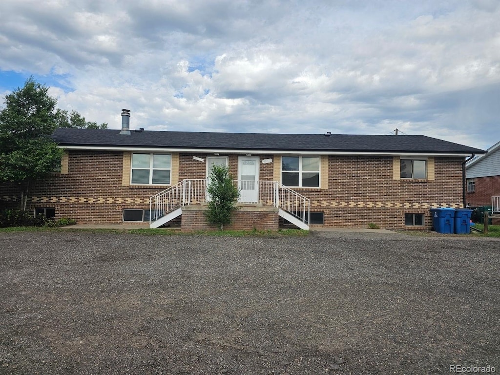 15800-15802 E 11th Ave, Aurora, CO 80011 - photo 1