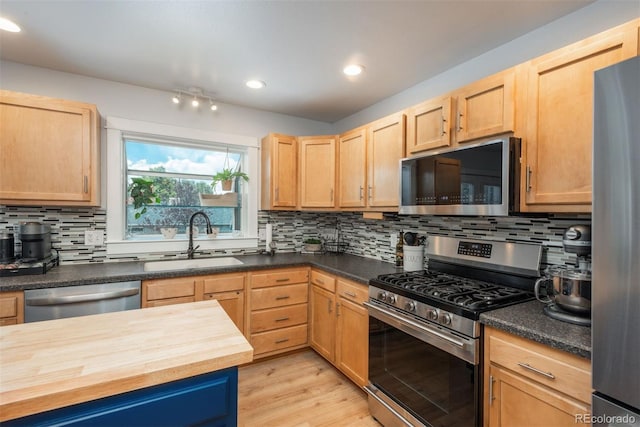 1237 S Memphis St, Aurora, CO 80017 - photo 8