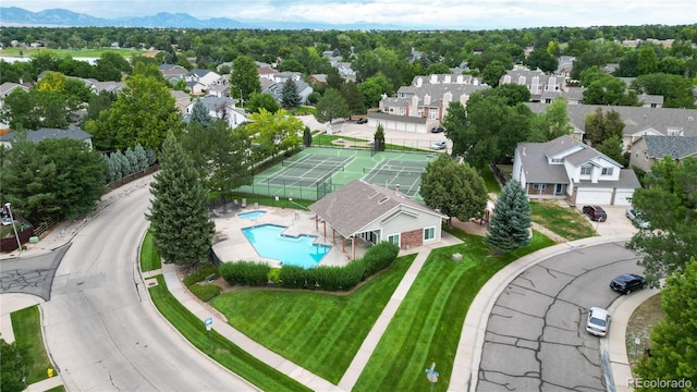 bird's eye view with a mountain view