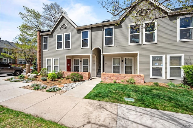 multi unit property with a front yard