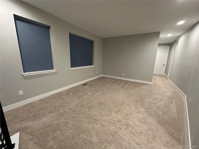 view of carpeted spare room