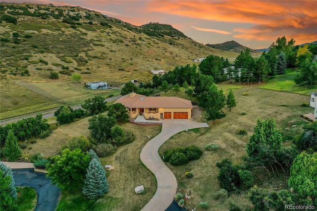 bird's eye view featuring a mountain view