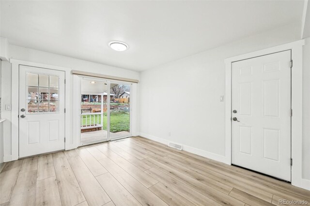 8307 E Lehigh Dr, Denver, CO 80237 - photo 14