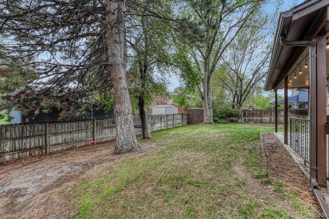 17390 E Greenwood Cir, Aurora, CO 80013 - view of yard