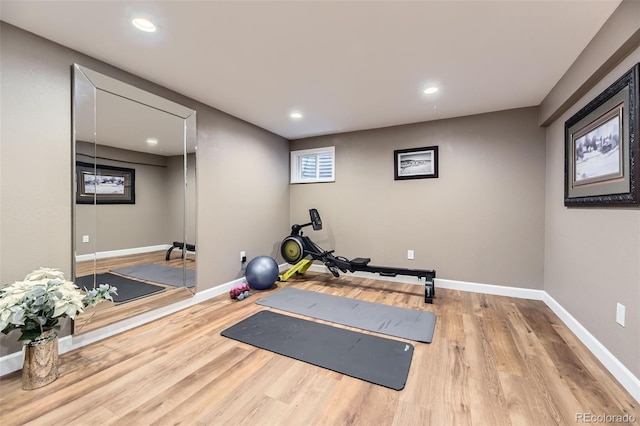 904 Fieldstone Pl, Highlands Ranch, CO 80126 - workout room featuring wood finished floors, baseboards, and recessed lighting