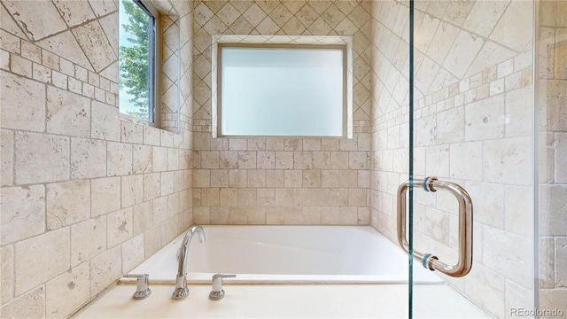 1426 S Pearl St, Denver, CO 80210 - full bath with a bath