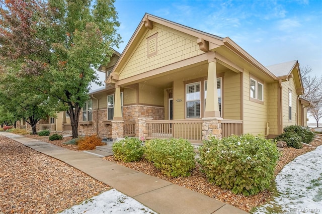 view of front of home with covered porch