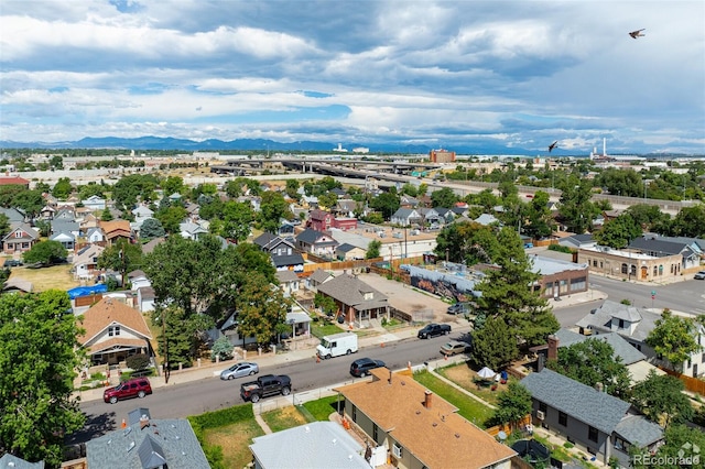 bird's eye view featuring a residential view and a mountain view