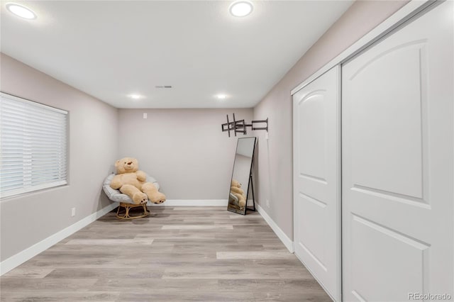 9904 Quintero St, Commerce City, CO 80022 - sitting room with recessed lighting and light wood finished floors