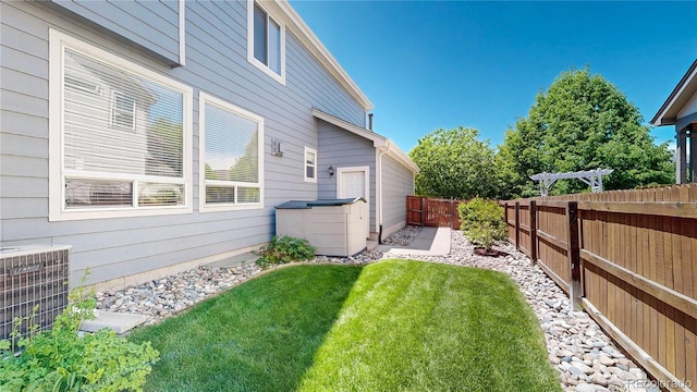 4826 S Ireland St, Aurora, CO 80015 - view of yard with central AC unit