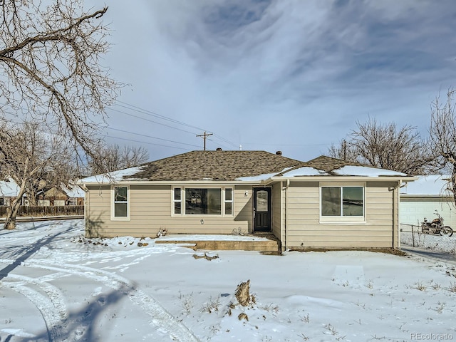 view of front of property