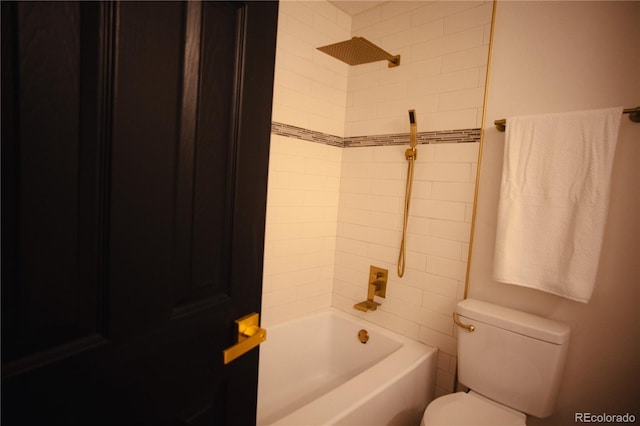 1552 S Fairplay Way, Aurora, CO 80012 - bathroom with toilet and shower / bathtub combination