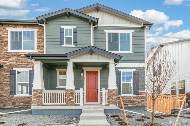 craftsman inspired home featuring a porch