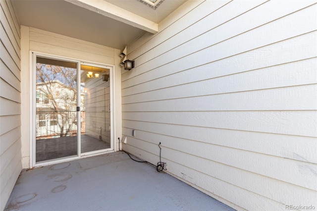 view of entrance to property