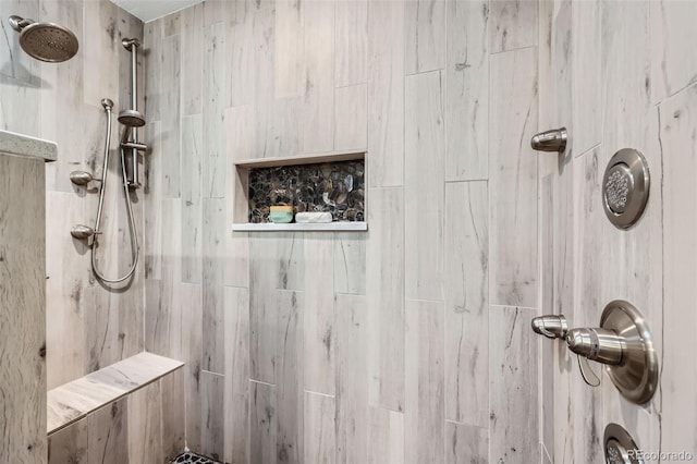 4776 Red Rock Dr, Larkspur, CO 80118 - full bath with a tile shower