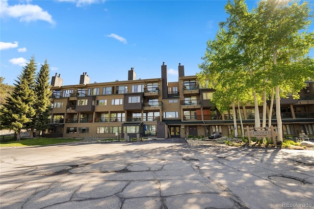 22300 US Highway 6 Unit 1746, Dillon, CO 80435 - view of apartment building / complex