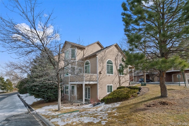 view of front of home