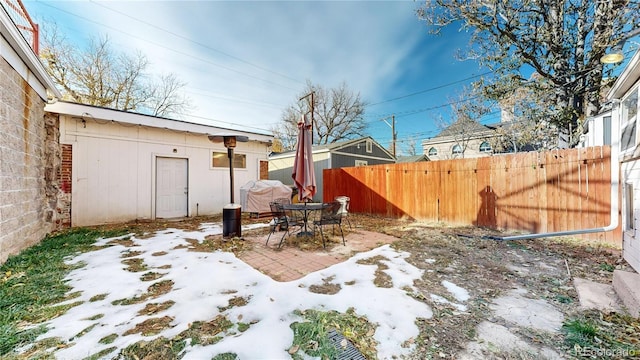 view of yard with a patio