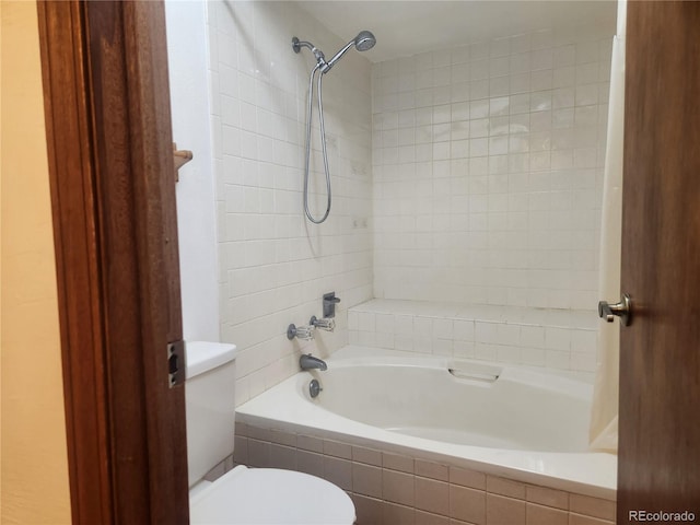 full bath with toilet and bathtub / shower combination