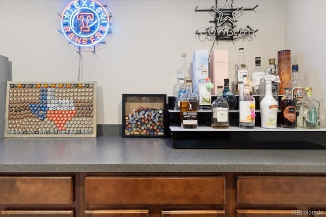 19409 W 88th Dr, Arvada, CO 80007 - detailed view of a bar