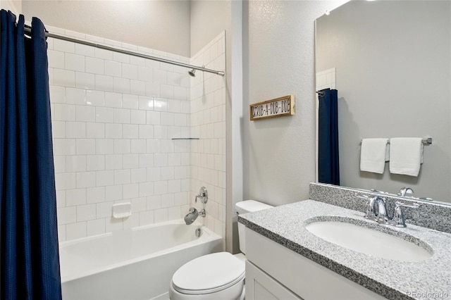 18212 W 95th Pl, Arvada, CO 80007 - bathroom with toilet, shower / bath combo, vanity, and a textured wall