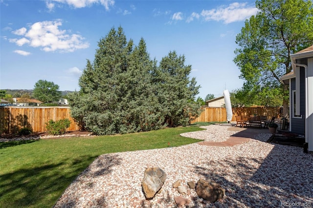 2613 Fox Run Ct, Fort Collins, CO 80526 - view of yard featuring a patio area