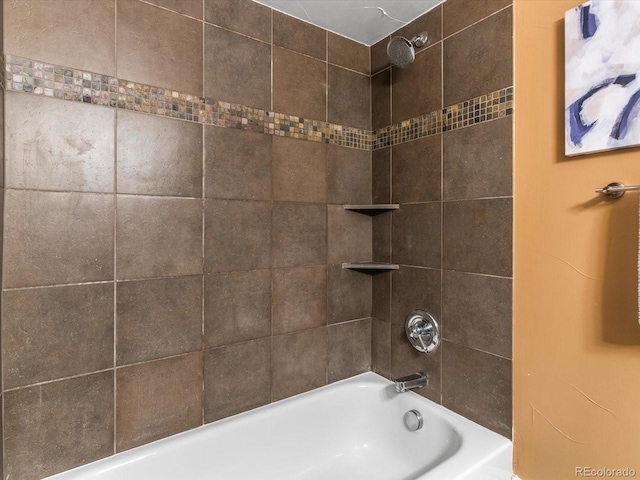 full bathroom featuring washtub / shower combination