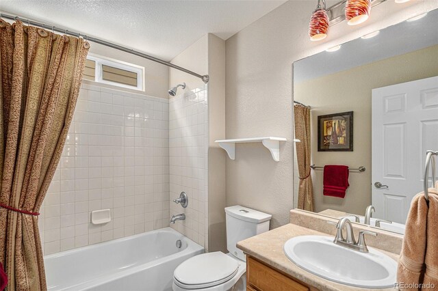 7004 S Addison Ct, Aurora, CO 80016 - full bathroom featuring shower / bathtub combination with curtain, vanity, toilet, and a textured ceiling