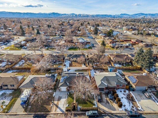 bird's eye view featuring a mountain view