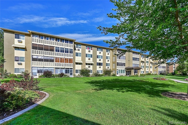 635 S Alton Way Unit 6A, Denver, CO 80247 - view of apartment building / complex
