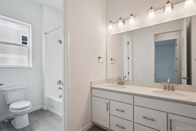 9197 Ironwood St, Highlands Ranch, CO 80129 - full bath with double vanity and shower / bath combination