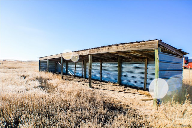 view of outdoor structure