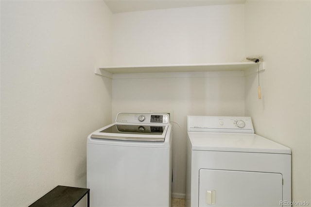 21968 E Princeton Dr, Aurora, CO 80018 - washroom with independent washer and dryer